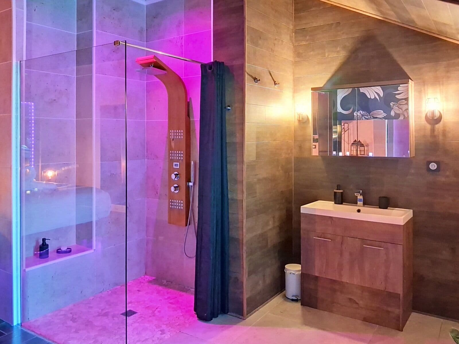 Douche, bar, véranda